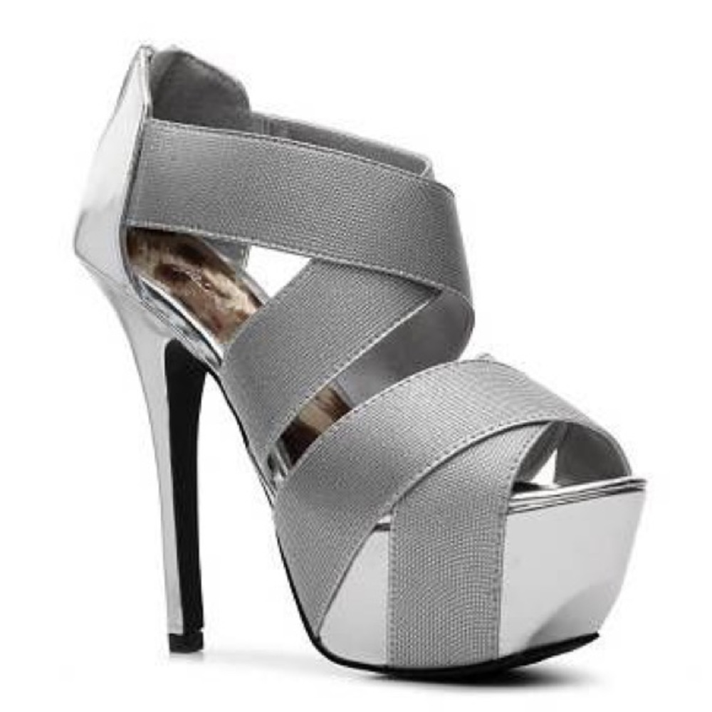 Qupid Platform Metallic Sandal